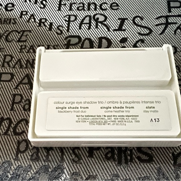 🌟NWOT! Clinique Makeup Compact - Picture 4 of 5